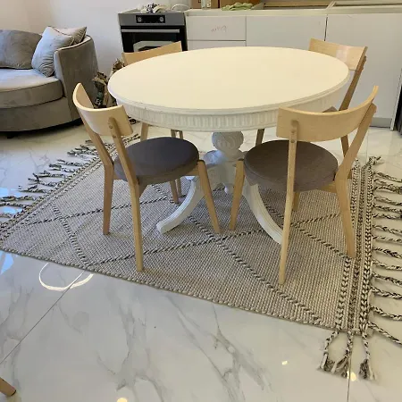 οικια αποζαρι μεγαλη περσα Apartment *