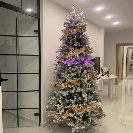 οικια αποζαρι μεγαλη περσα Apartment
